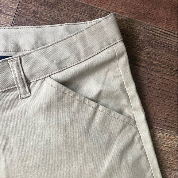 NWT French Toast Khaki Women’s Chino Shorts Sz 14 - Picture 10 of 12